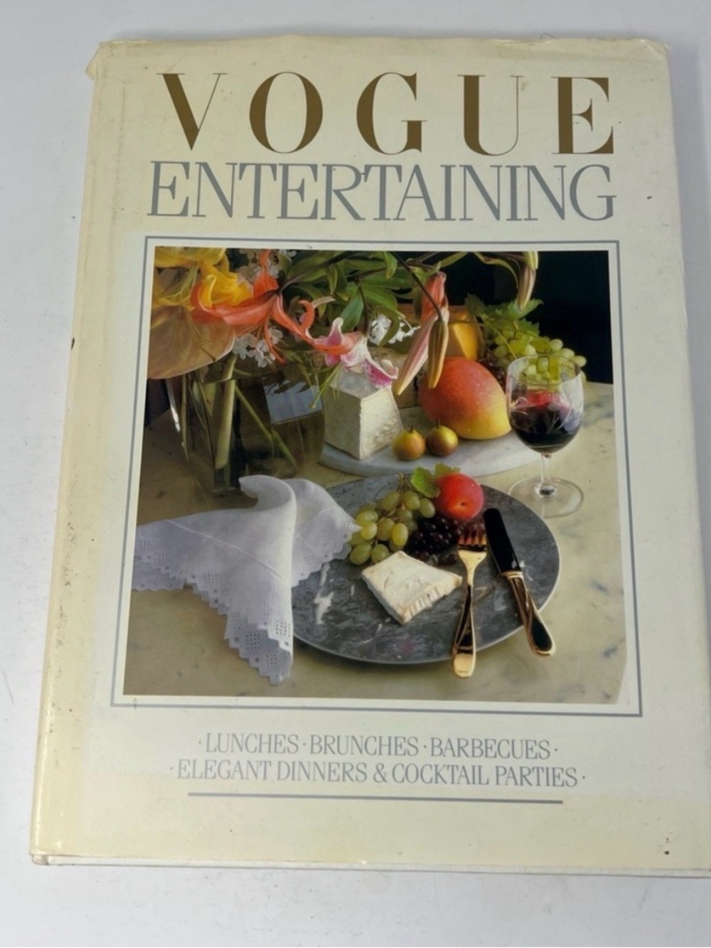 Vogue Entertaining Hardcover 1988